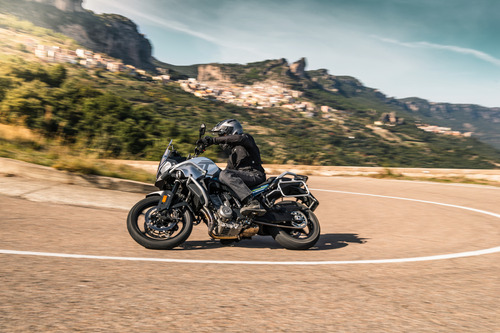 Cfmoto Mt800 Sport 2025 Financiada 100%