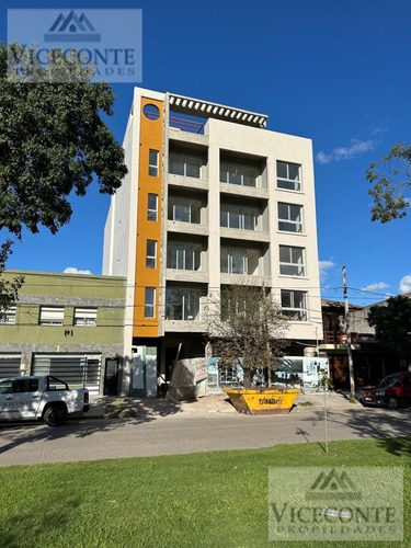 Excelente Depto A Estrenar De 61m2.(4to. Contrafrente) Calle Hipólito Yrigoyen. Chascomús, Bs As.