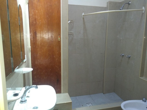 Imagen 8 de 14 de Venta - Ph Interno - 3 Amb - Villa Lynch - Madero
