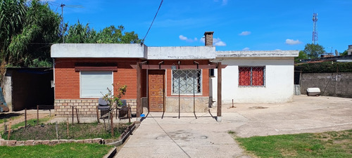 Venta 2 Casas En Gran Terreno De 1.000 M2 En Barrio Abayuba