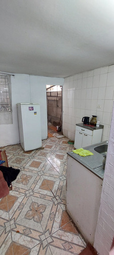 Casa 2 Dormitorios Con Ampliación Y Estacionamiento