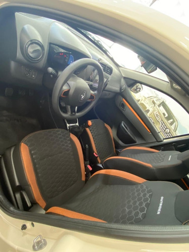Renault Kwid Outsider 1.0 Tl