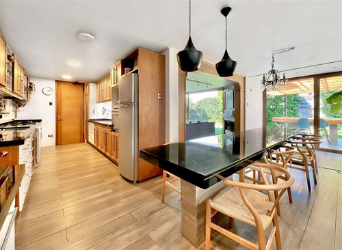 Remodelada: Alonso De Córdova / Los Laureles / Mañío