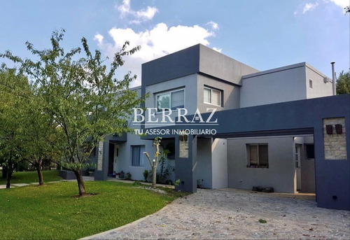 Casa En Venta Barrio Saint Matthew´s Pilar Lote De 845 M2