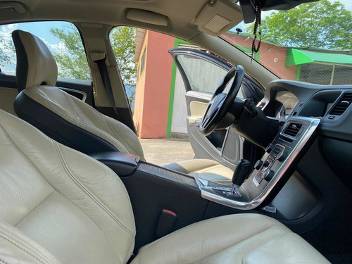 Imagen 15 de 17 de Volvo S60 1.6 T4 Premium