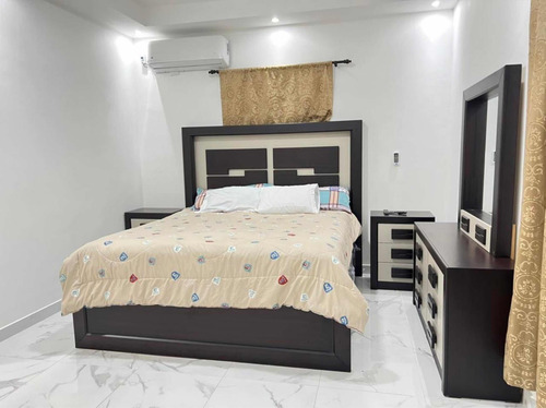 Casa Amueblada Ubicada En El Residencial Los Lirios, La Roma