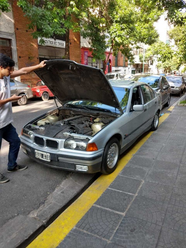 Bmw Serie 3 2.5 325i Sedan