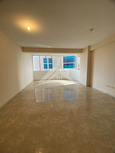 Imagen 2 de 10 de Amplio Apartamento