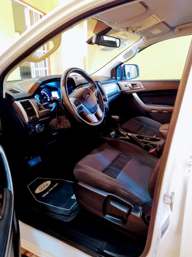 Imagen 8 de 15 de Ford Ranger Xlt Diesel 4x4 Aut 2020