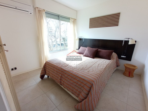 Apartamento 2 Dormitorios 2 Baños * Península- Ref: 5286