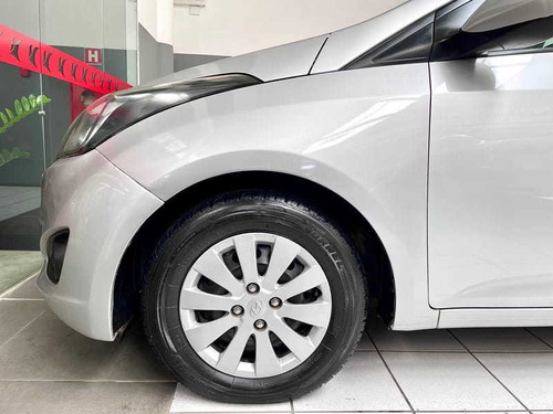 Imagem 11 de 15 de Hyundai Hb20 1.0 Confort Plus 2014