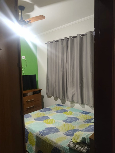 Imagem 10 de 14 de Casa Condomínio 2 Dormitórios 1 Vaga Jardim Esmeralda