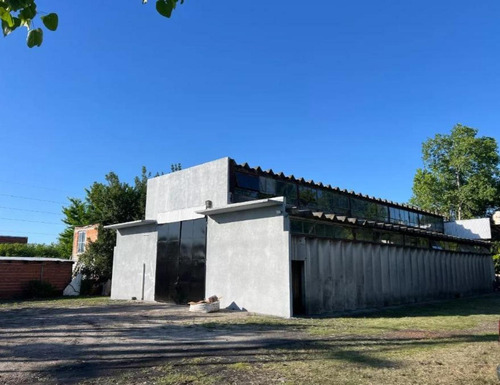 Depósito En Venta - Galpón - Oficina - 4.200mts2 - La Plata