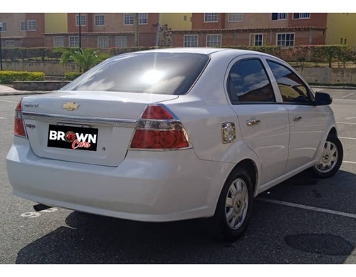 Imagen 3 de 12 de Chevrolet Aveo Automático