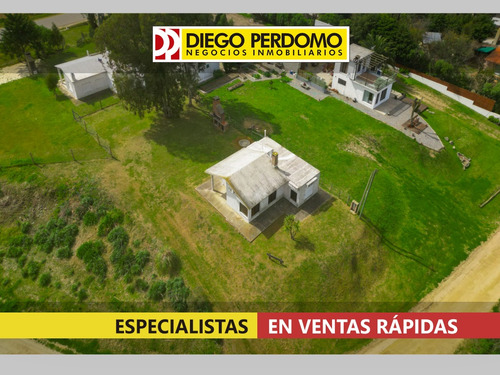 Casa De 1 Dormitorio En Venta, Kiyú