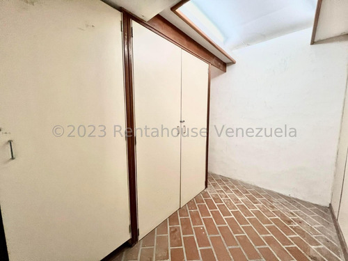 Oficina En Venta Los Dos Caminos Mls #24-11080