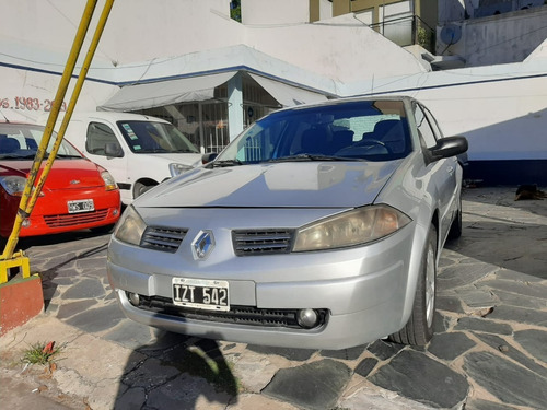 Reanult Megane 2 Deluxe 1.6 2010