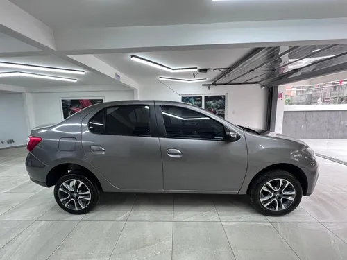 Renault Logan Mt 2023