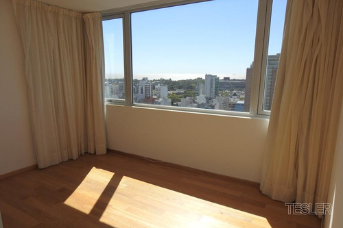 Torre Congreso 1810 Piso Muy Alto 3 Dormitorios 2 Cocheras Vigilancia 24hs Full Amenities