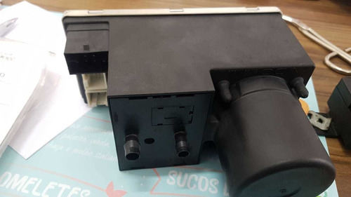 Compressor De Vácuo Das Travas De Portas Audi 1.8 A3 A4