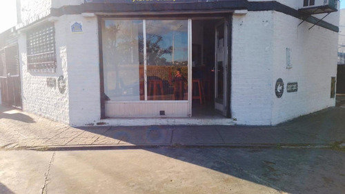 Local En Venta - 1 Baño - 176mts2 - Avellaneda