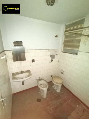 Imagem 6 de 15 de Excelente Apartamento Para Investimento 1 Dormitório Bem Amplo Bela Vista! - Clh68