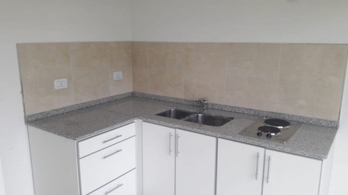 Imagen 11 de 14 de Venta De Departamento Monoambiente En Jose Leon Suarez.