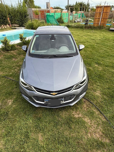 Chevrolet Cruze 1.4 ltz mt sedan