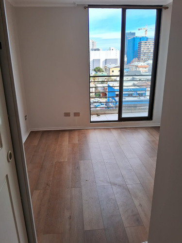 Arriendo De Departamento En Concepción - 1 Dormitorio Y 1 B