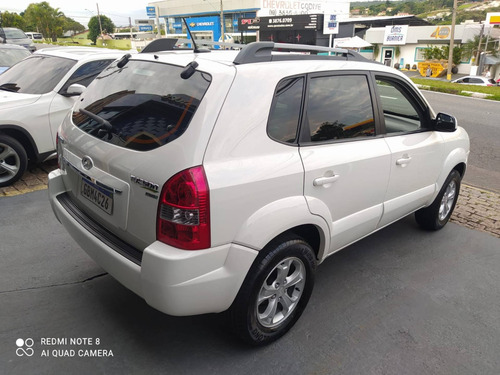 Imagem 4 de 11 de Hyundai Tucson 2.0 Mpfi Gls 16v 143cv 2wd Flex 4p