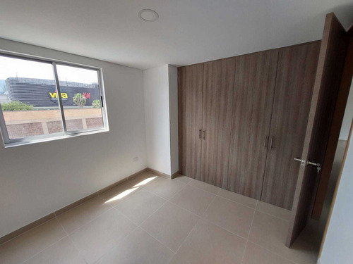 Imagen 6 de 14 de Venta De Apartamento En Envigado - Barrio El Portal