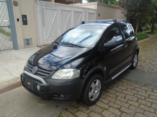 Volkswagem Cross Fox Blindado 1.6 Ano 2006 Preto 98.000km