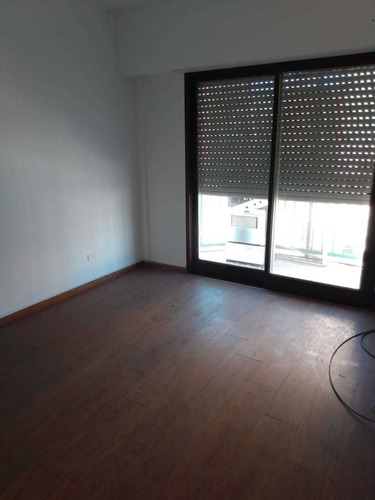 Imagen 12 de 14 de Departamento 3 Ambientes Con Cochera Cubierta