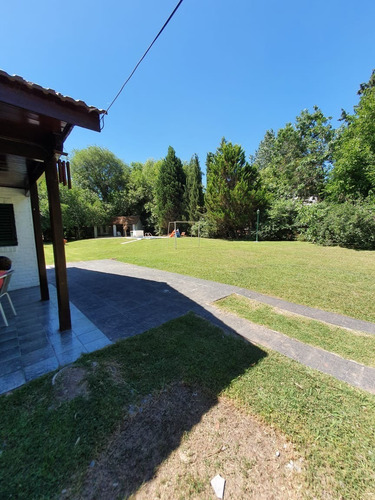 Imagen 13 de 17 de Hermosa Casaquinta Con Pileta Y Terreno De 2000m2