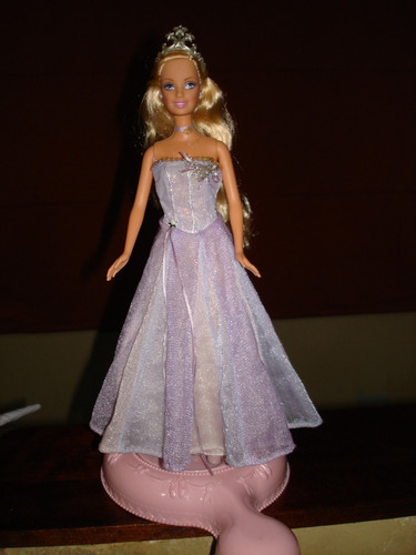 Barbie Y La Magia De Pegaso Princesa Annika Mattel #50