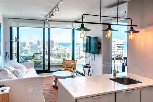 Venta Apartamento 1 Dormitorio Y Medio Artower Punta Del Este