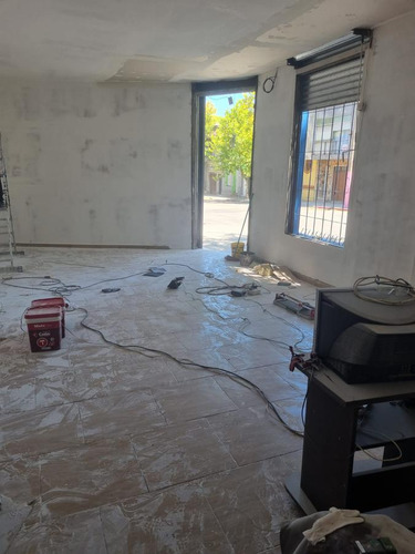 Imagen 4 de 6 de Casa Esquina, Amezaga Esquina Constitución, 80 M2, Estrena !!
