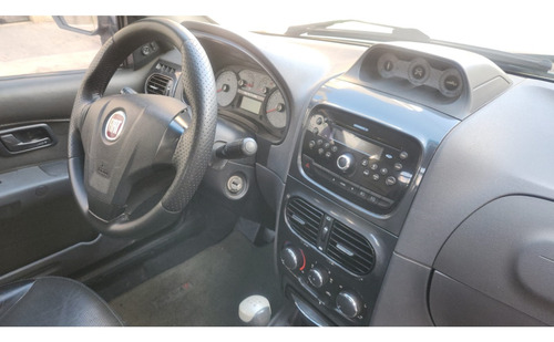 Fiat Strada 1.8 MPI ADVENTURE CE 16V FLEX 2P MANUAL