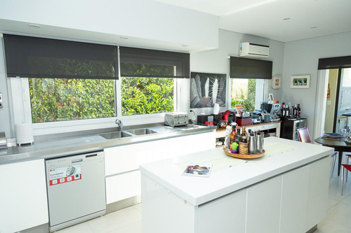 Venta Casa 5 Ambientes El Golf Nordelta Con Excepcional Vista Al Golf