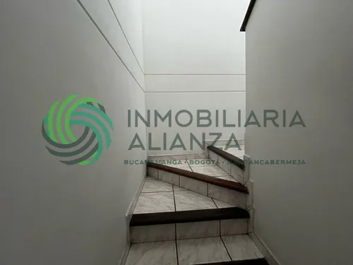 Casa En Venta En La Rioja. Cod V61695