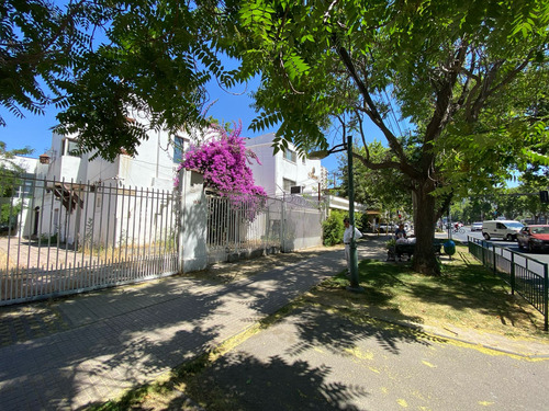 Propiedad De Uso Comercial En Ñuñoa