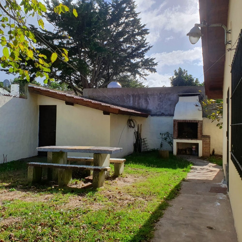 Imagen 4 de 18 de Casa En Alquiler Para Temporada De Veraneo 22/23 En Villa Gesell
