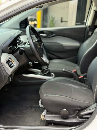 Chevrolet Onix 1.0 MPFI LT 8V FLEX 4P MANUAL