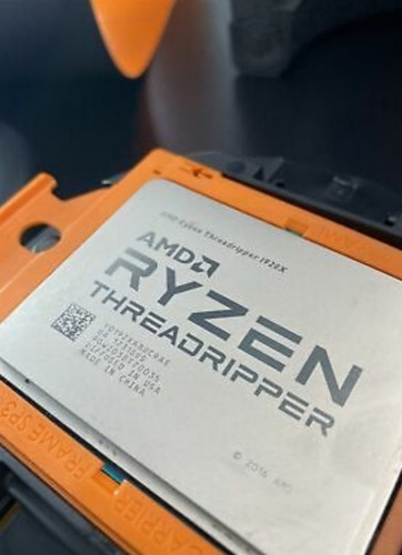 Procesador Gamer Amd Ryzen Threadripper 1920x De 12 Núcleos