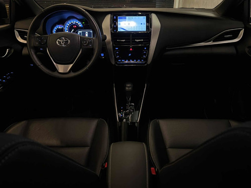 Imagem 5 de 15 de Toyota Yaris 1.5 Flex Multidrive Xls 2019 27.000km Teto Top