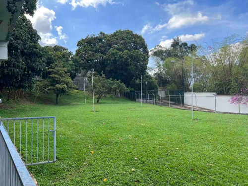 Imagen 15 de 16 de Casa Lomas Club Hipico Para Remodelar, Con Hermosa Vista Y Gran Jardín