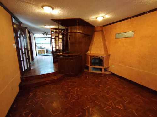 Casa En El Norte De Quito 3 Habitaciones En Conjunto Privado