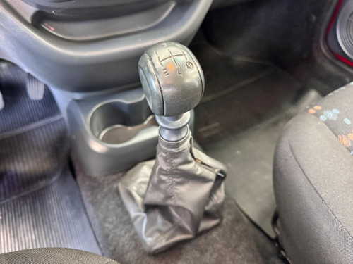 Fiat Uno 1.0 EVO VIVACE 8V FLEX 4P MANUAL