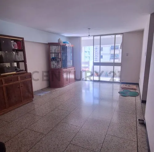 Alquiler Apartamento Los Ruices