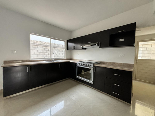 Casa En Venta En Los Cedros, Gómez Palacio, Durango